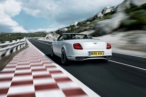 Bentley unveils its 2011 Continental Supersports Convertible