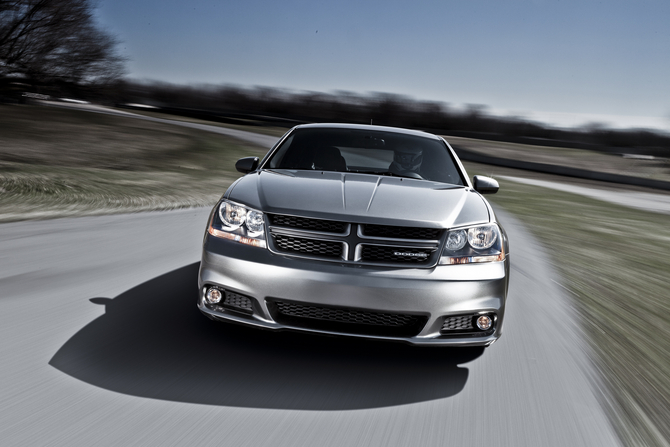 Dodge reveals 2012 Avenger R/T in New York Dodge reveals 2012 Avenger R/T in New York