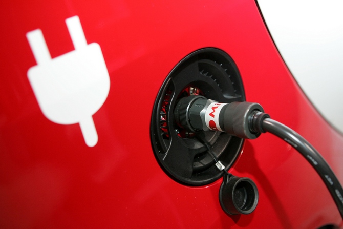 Drivers more confident on electric cars and enjoying low refueling costs Drivers more confident on electric cars and enjoying low refueling costs
