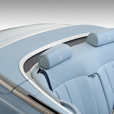 Detalhe do interior do Phantom Drophead Coupe inspirado na Art Deco