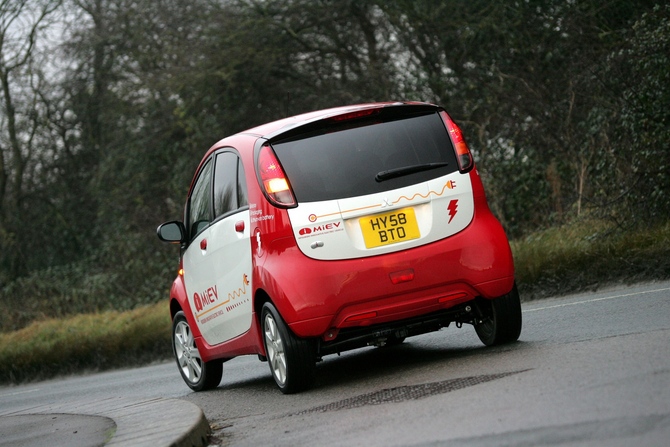 Drivers more confident on electric cars and enjoying low refueling costs Drivers more confident on electric cars and enjoying low refueling costs