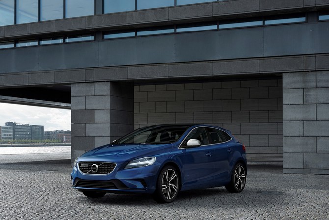 Volvo V40 D4 R Design