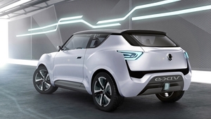 Ssangyong e-XIV Concept Is an Range Extended SUV with a Roof-Mounted Solar Panel