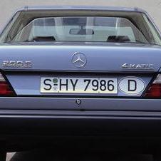 Mercedes-Benz 260 E 4MATIC Automatic