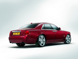 Powertrain remains the same, but Rolls-Royce has made some changes to the car's handling