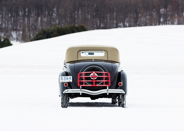 Ford V-8 Ford V-8