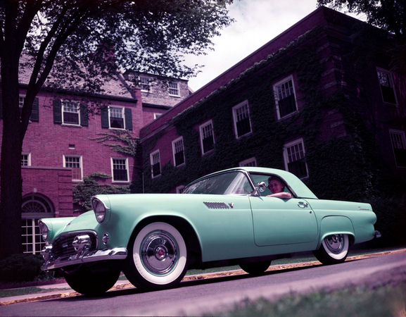 Ford Thunderbird