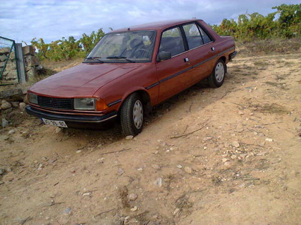 Peugeot 305 SR