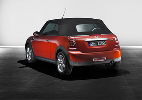 MINI (BMW) Mini Cabrio Cooper 122 hp Auto