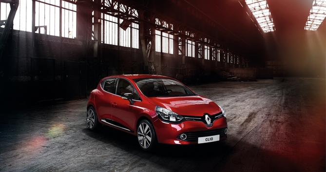 Renault has been pioneering the use of small engines and cooperation with other automakers. Its mainstream cars now use three-cylinder turbo engines, Renault has been pioneering the use of small engines and cooperation with other automakers. Its mainstream cars now use three-cylinder turbo engines,