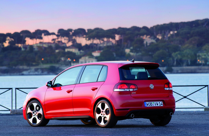 Volkswagen Golf GTI