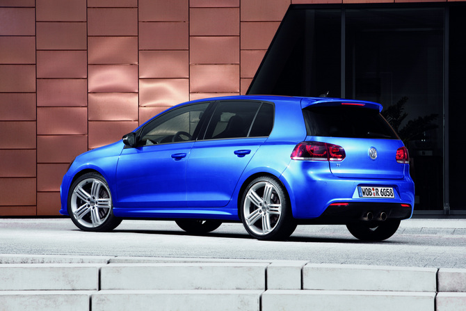 Volkswagen Golf R DSG