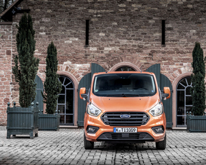 Transit Custom Van Trend 310L1 2.0TDCi H1 - Teto Baixo