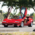 Lamborghini Countach LP5000S QV vs Mercedes-Benz E 350 BlueEfficiency T-Modell 4Matic 7G-Tronic