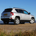 Volvo XC60 T6 R-Design Geartronic vs Jeep Compass 2.0 Sport + 2WD