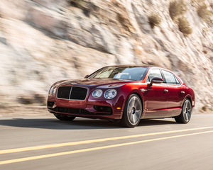 Continental Flying Spur V8 S