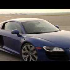 WebRidesTV - Supercar Drift: 2010 Audi R8 V10